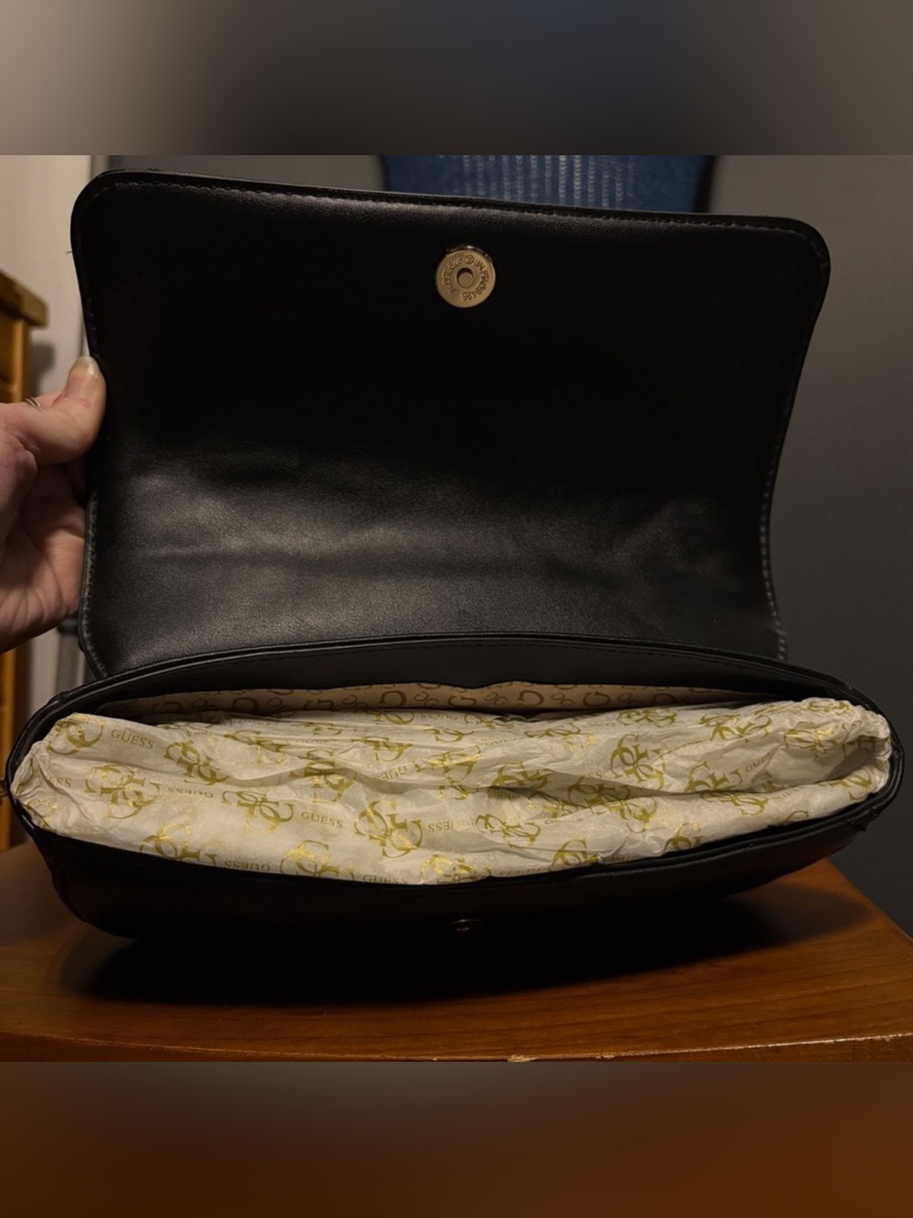 Guess NWT Black Quilted Crossbody Bag - Picture 12 of 12